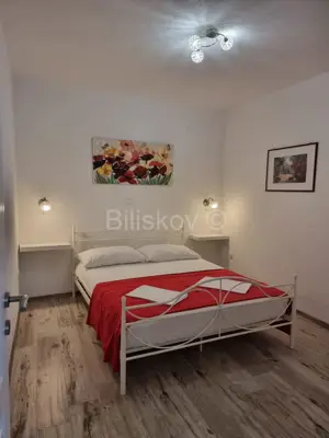 Wohnung im Erdgeschoss des Gebäudes, zu verkaufen - 13