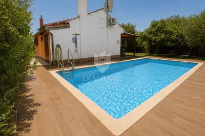Istria, Rovinj, Unique house with a spacious yard near the beach - 13