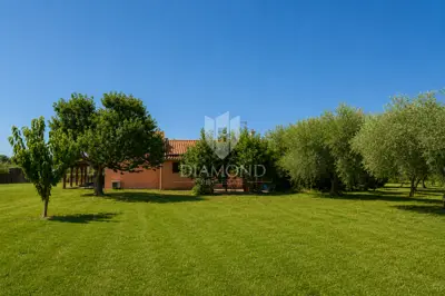 Istria, Rovinj, Unique house with a spacious yard near the beach - 17