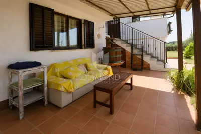 Istria, Rovinj, Unique house with a spacious yard near the beach - 8