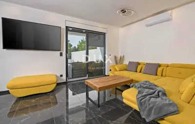 Haus 130 m², Labin - Pool und Terrasse - 6