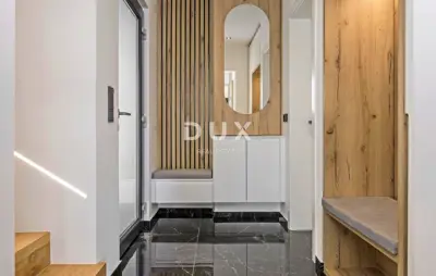 Haus 130 m², Labin - Pool und Terrasse - 11