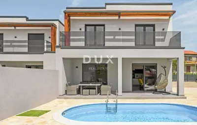Haus 130 m², Labin - Pool und Terrasse - 2
