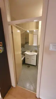 Stan 57 m², Gajnice, 2 spavaće sobe i dnevni boravak - 10