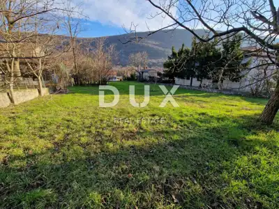 Građevinsko zemljište 962 m², Lupoglav - centar i ravna parcela - 2