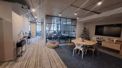 Špansko, commercial space 200 m², fitted out, parking - 3