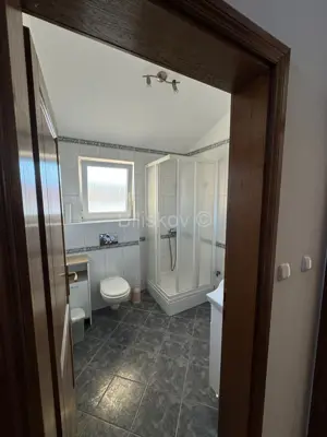 Kuća 370 m², Vodice - uređena okućnica i vrt - 20