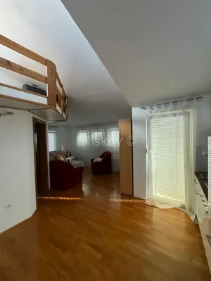 Kuća 370 m², Vodice - uređena okućnica i vrt - 14