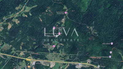 Grundstück 4.440 m², Hlevci - Bauzone 1.700 m²
