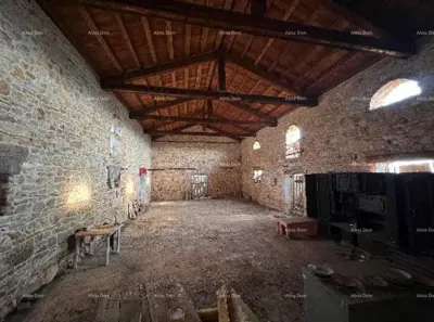 Near Pula – interesting property with great potential - 2