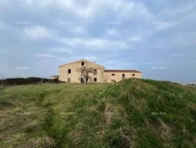 Near Pula – interesting property with great potential - 7
