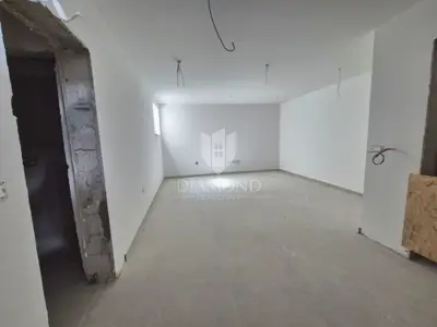 Poreč, moderna vila na ekskluzivnoj lokaciji - 12