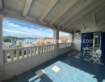 Kuća, Brač, 230 m², 999 000 €