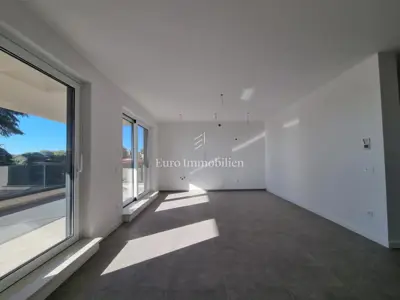 Stan 3, Poreč, 2 etaže, terasa 20 m² i pogled na more - 6