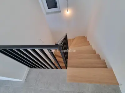 Stan 3, Poreč, 2 etaže, terasa 20 m² i pogled na more - 16
