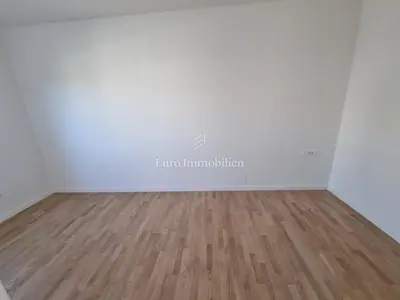 Stan 3, Poreč, 2 etaže, terasa 20 m² i pogled na more - 11