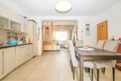 Kuća 166 m², Fažana - dvorište 1.000 m² - 2