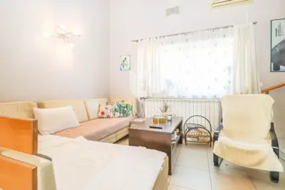 Kuća 166 m², Fažana - dvorište 1.000 m² - 3