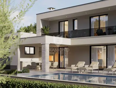 Kuća 170 m², Labin - 3 spavaće sobe i 3 kupaonice - 3