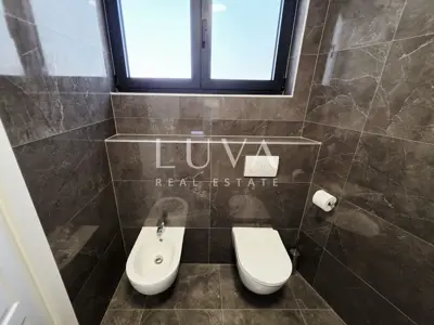 Wohnung 72 m², Poreč - privater Garten und überdachte Terrasse - 12