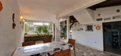Kuća 177 m², Umag centar - poslovni prostor i dvorište - 11