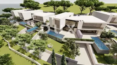 Building plot 3,750 m², Bregi - 4 location permits