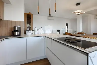 Stan, Oprić, dvoetažni s panoramskim pogledom na more - 9