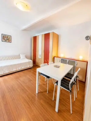 Centar Zagreb – Trg bana Jelačića, namješten stan 25 m²” - 2