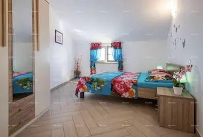 Prodaje se prekrasna vila sa bazenom u Vodnjanu - 9