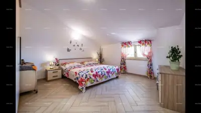 Prodaje se prekrasna vila sa bazenom u Vodnjanu - 6