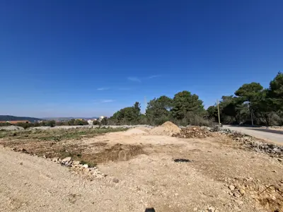 Building land 408 m², Bilice, access from the main road - 7