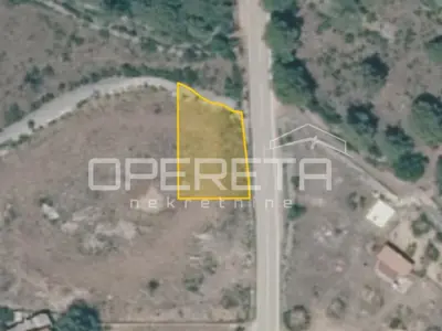Building land 408 m², Bilice, access from the main road - 11