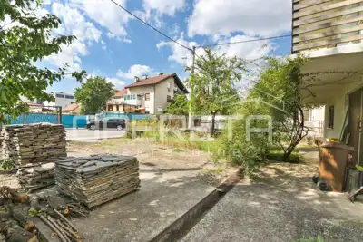 Zemljište s kućom 709 m², Savski gaj - M1 zona i gradnja - 13