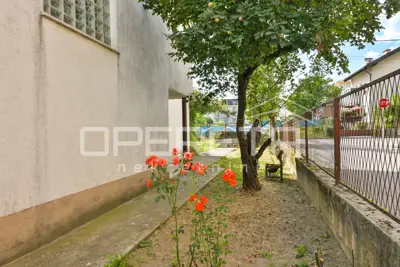 Zemljište s kućom 709 m², Savski gaj - M1 zona i gradnja - 12