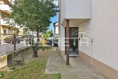 Zemljište s kućom 709 m², Savski gaj - M1 zona i gradnja - 11
