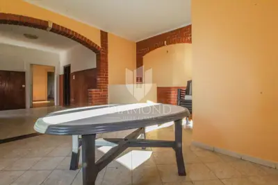 Stan 86 m² u Bujama, terasa i otvoren pogled na prirodu - 4