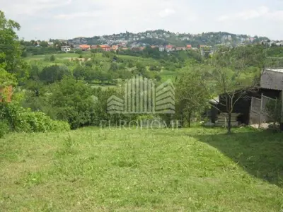Land in Mikulići, view of Medvedgrad and Šestinska Crkva