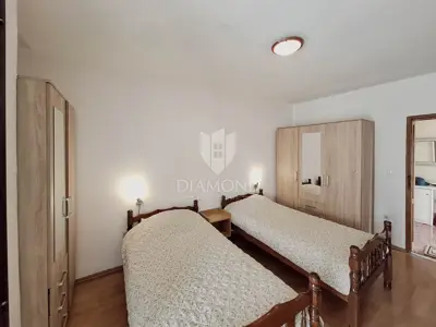 Poreč, okolica, četverosoban stan na prvom katu, prilika! - 7