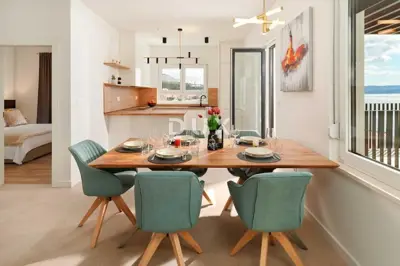 Villa 250 m², Omiš - sea view and pool - 17