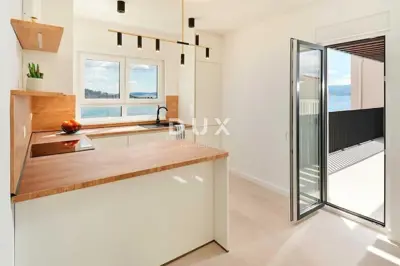 Villa 250 m², Omiš - sea view and pool - 18