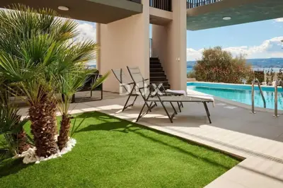 Villa 250 m², Omiš - sea view and pool - 8