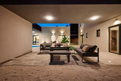 Villa 250 m², Omiš - sea view and pool - 13