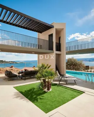 Villa 250 m², Omiš - sea view and pool - 2
