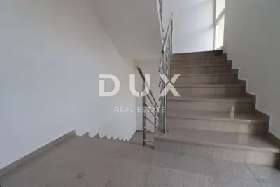 Apartment 97 m², Klenovica - terrace with sea view - 16