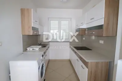 Apartment 97 m², Klenovica - terrace with sea view - 5