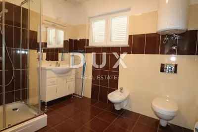 Apartment 97 m², Klenovica - terrace with sea view - 12