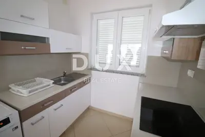 Apartment 97 m², Klenovica - terrace with sea view - 6
