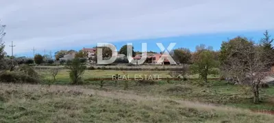 Building plot, Rakotule - view of Motovun and central Istria - 3
