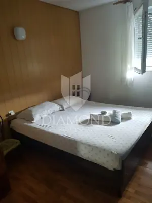 Kuća 228 m², Marčana - prvi red do mora - 13