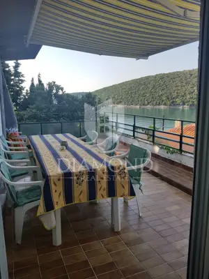 Kuća 228 m², Marčana - prvi red do mora - 16